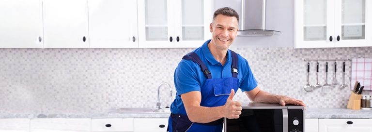 Why to Hire Professionals for Repairing Broken Refrigerators and Freezers for Your Business? 